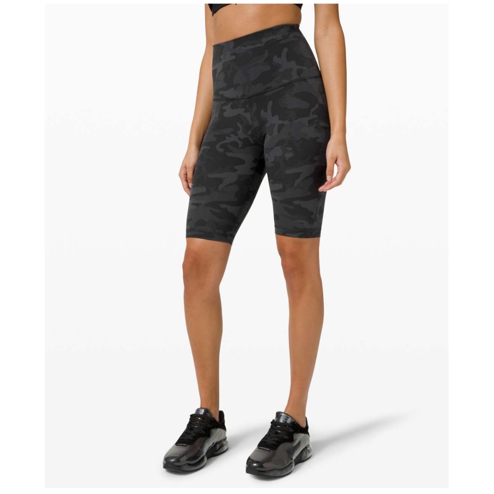 Lululemon Align Super High Rise Short *10", Size 4